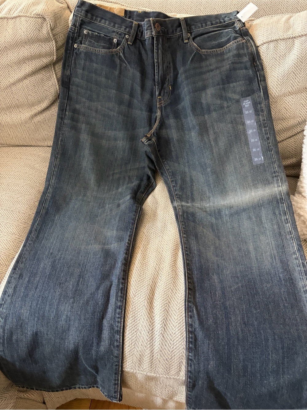 Gap Classic Men's Blue Washed Jeans loose fit - NWT